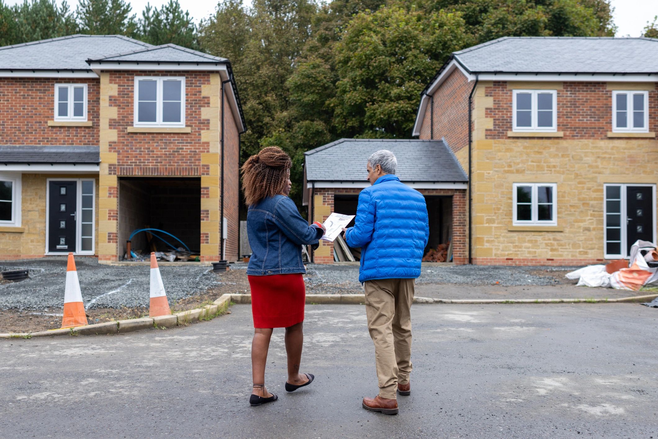 Real estate consultation at a development site